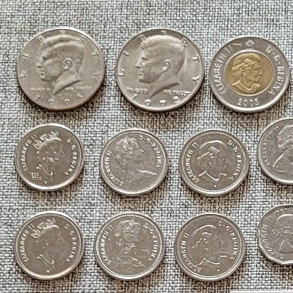 Mixed Coins - U.S. & Canadian - Picture 2 of 5